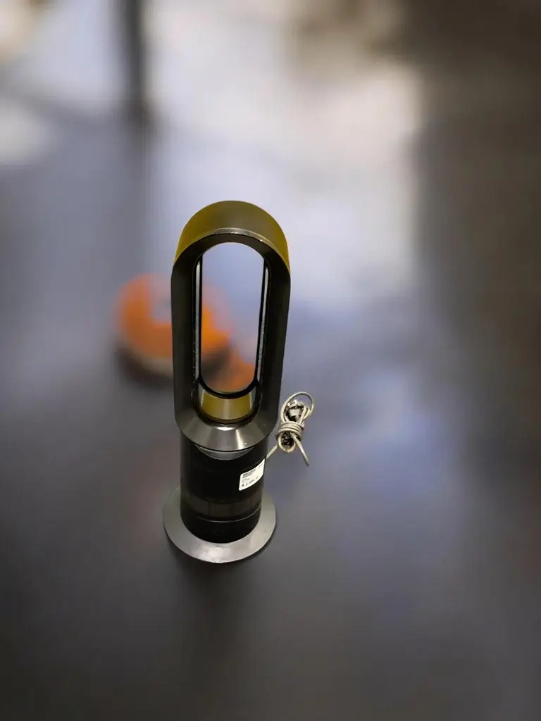 Dyson Hot+Cool™ Am09 Jet Focus Heater And Fan - View 5