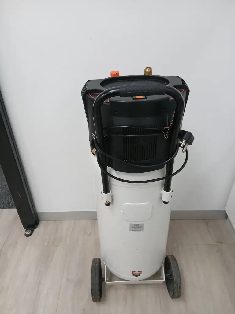 Ryobi 2Hp 50L Direct Air Compressor - View 4