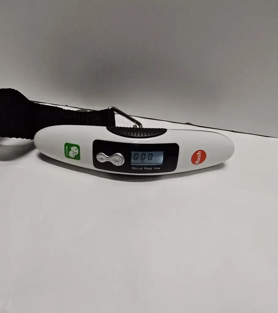 Rush Luggage Scale – Travel Smart, Pack Right - View 3