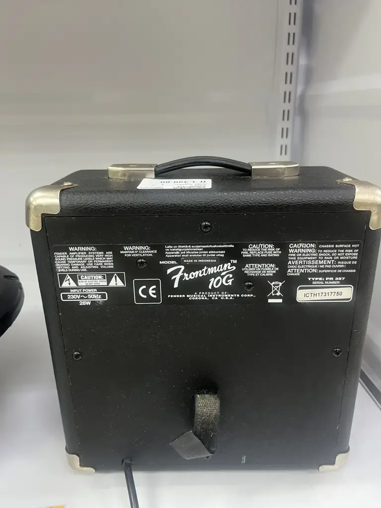 Fender Frontman 10G 1×6 Inch 10-Watt Combo Amp - View 2
