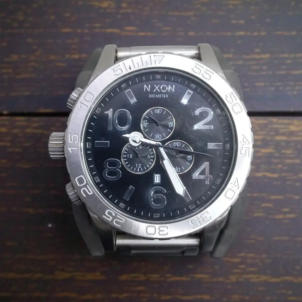 ⌚ Nixon The 51-30 Watch Description