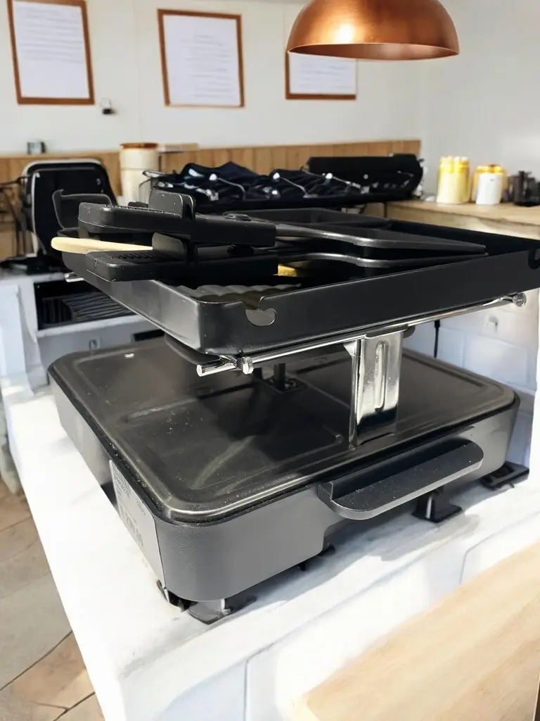 Mini Raclette Grill - View 3