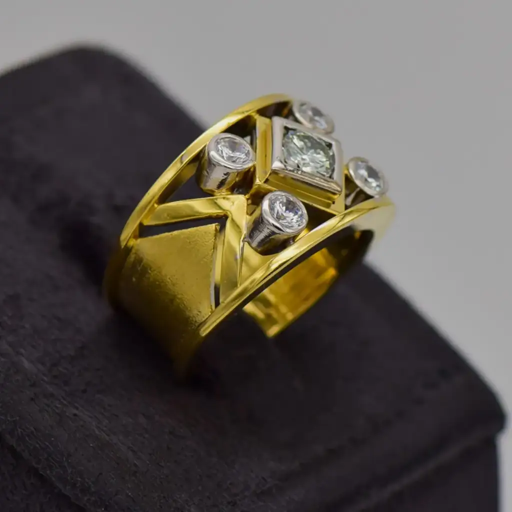 15ct Yellow Gold Dress Ring - View 2