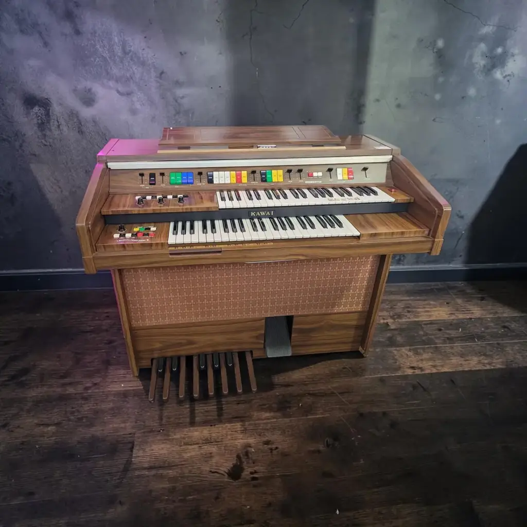 Kawai E-100 Keyboards & Pianos/Organ