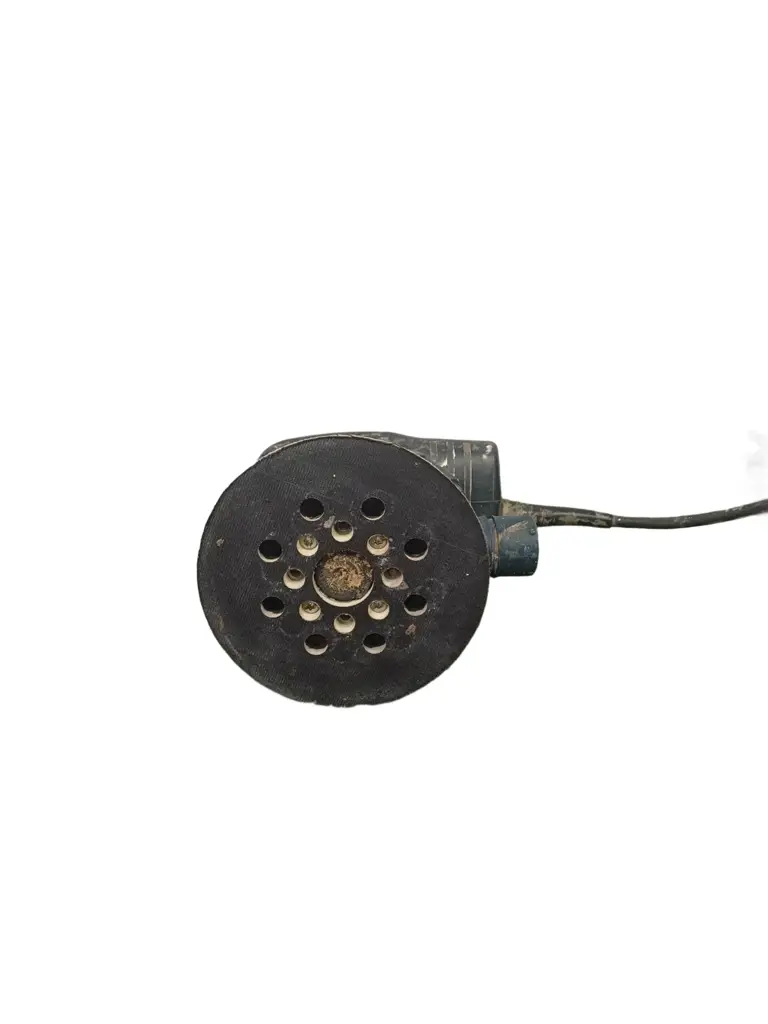 Bosch Gex 125-1 Orbital Sander - View 2