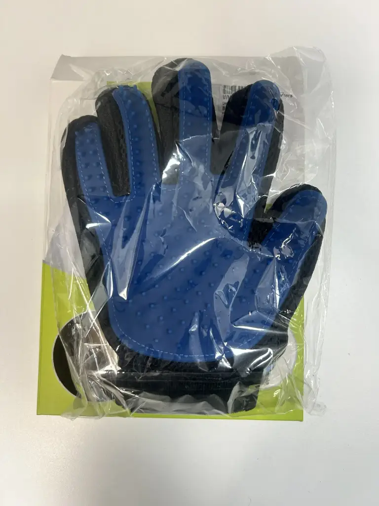Nunbell Pet Grooming Brush Mitt - View 2