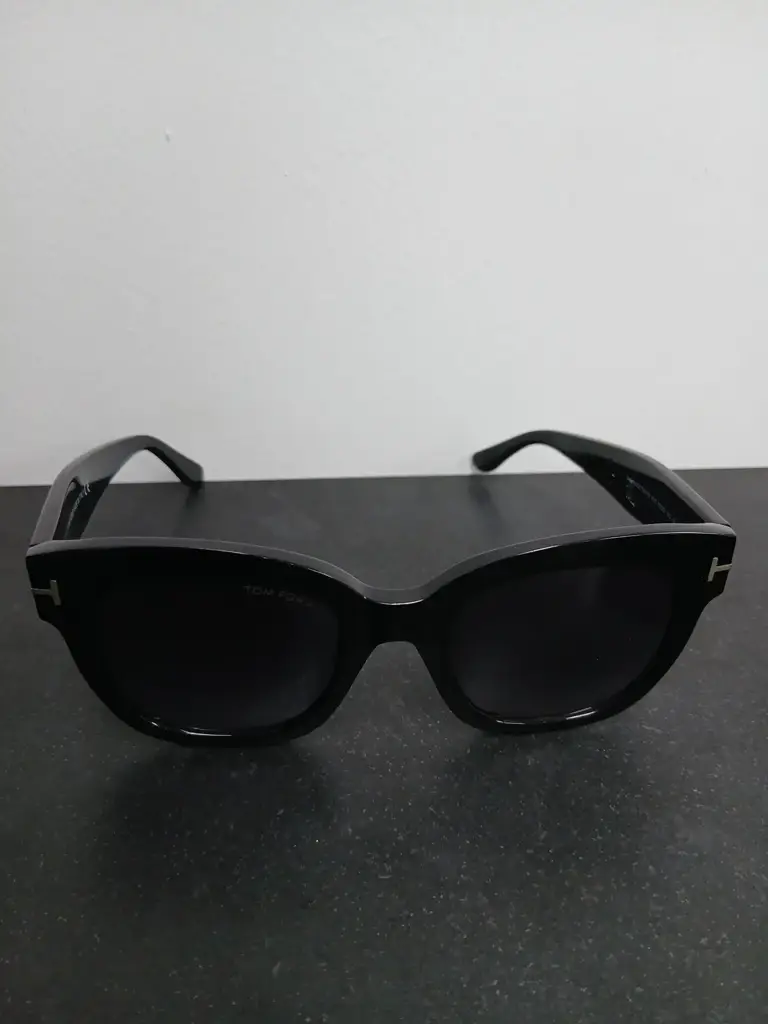 Tom Ford Tf613 Lf5924323 Mens Sunglasses - View 2