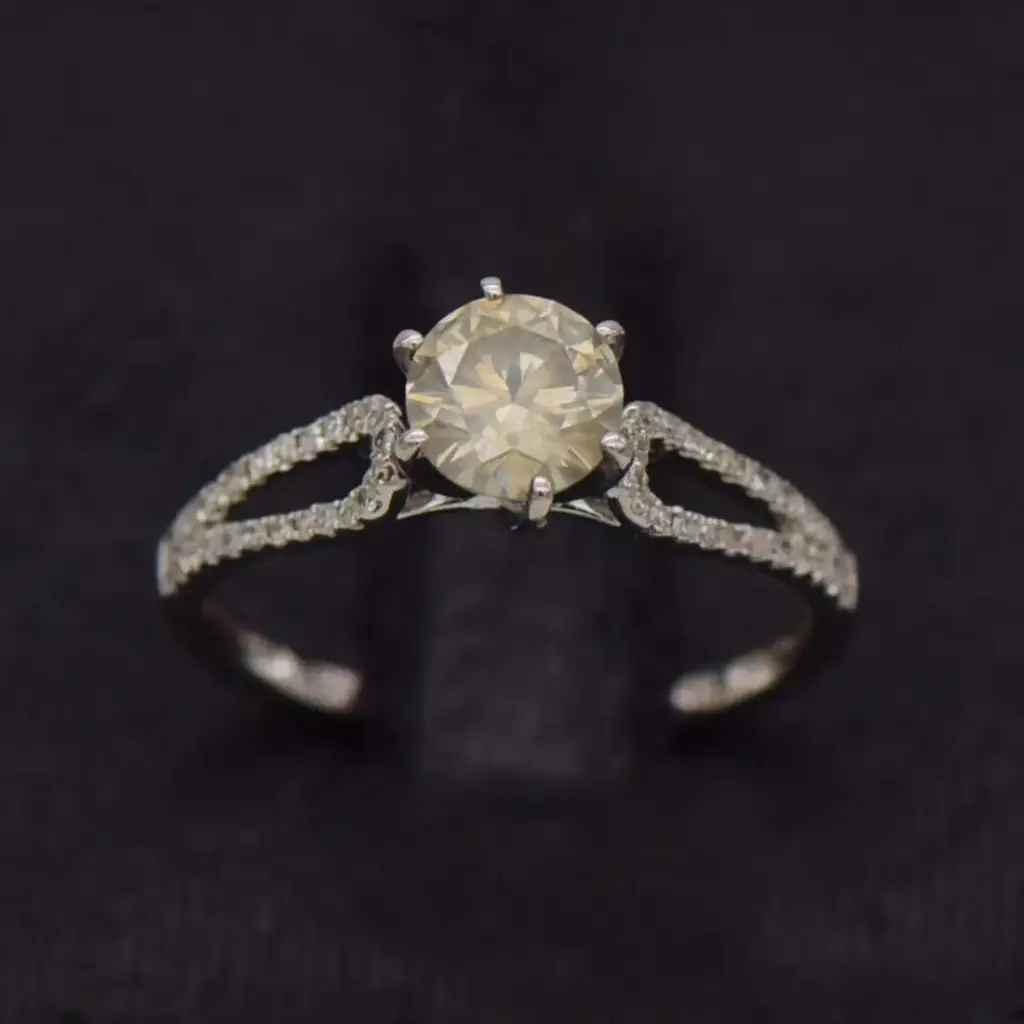 10ct White Gold Engagement Ring