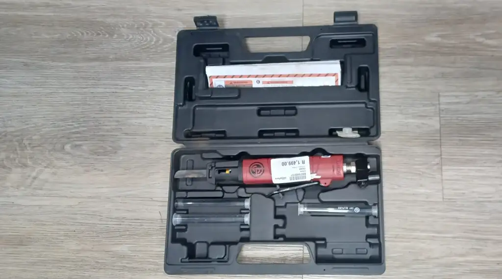 Cp7901 Reciprocating Saw Chicago Pneumatic - View 3