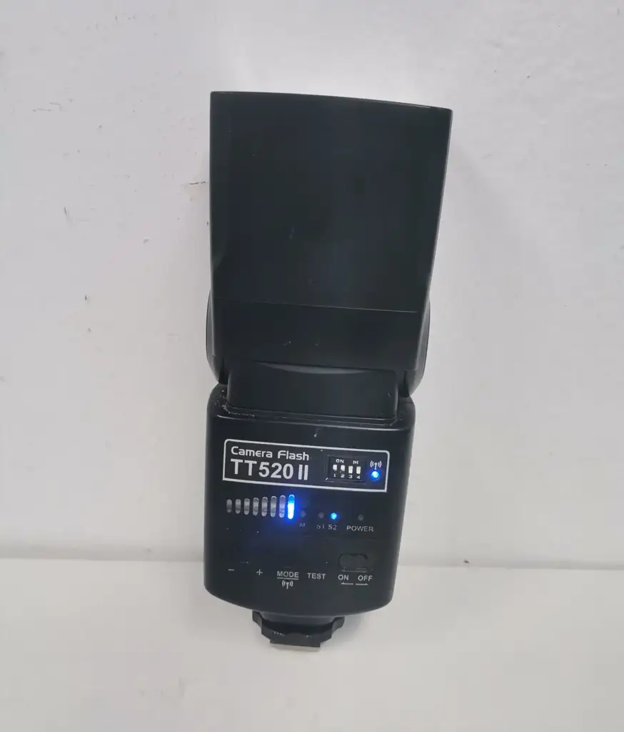 Godox Thinklite Camera Flash Tt520ii