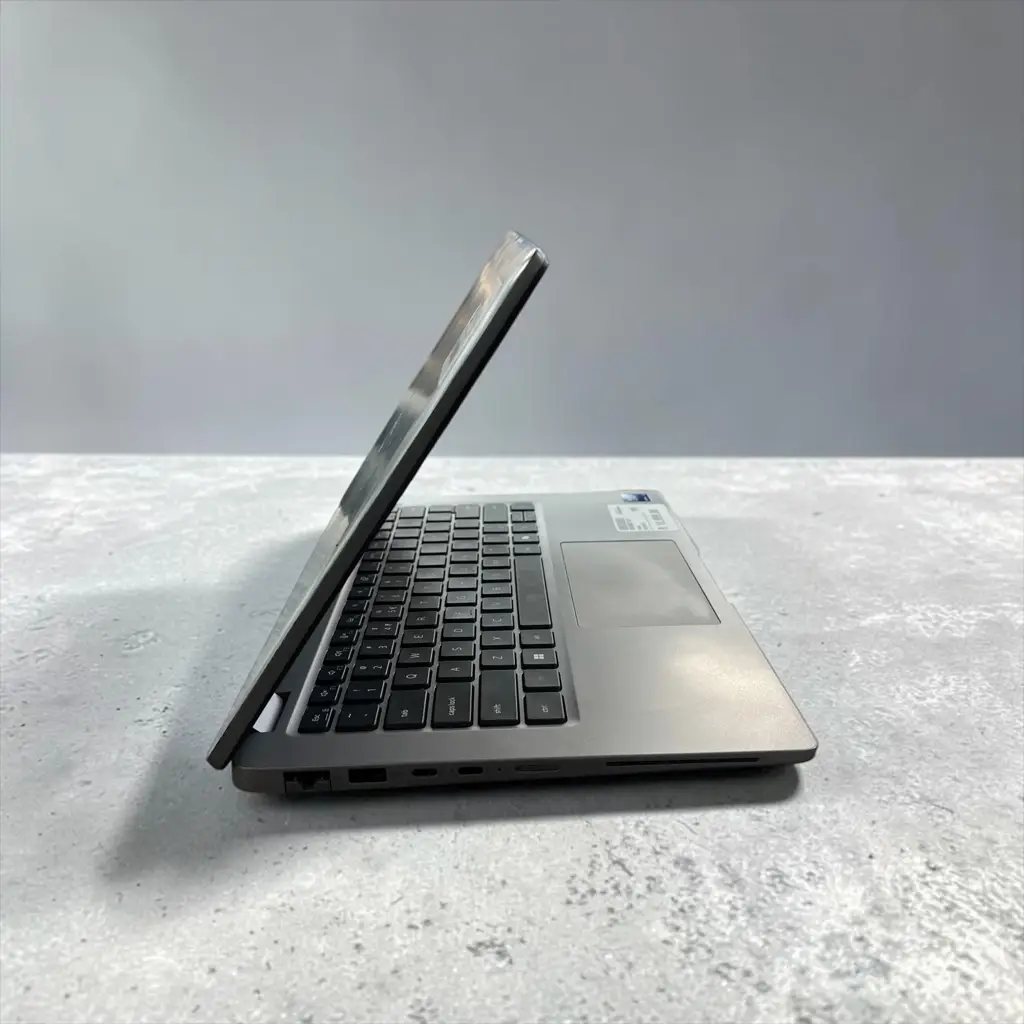 Dell Inc.Latitude 5450 Laptop - View 4