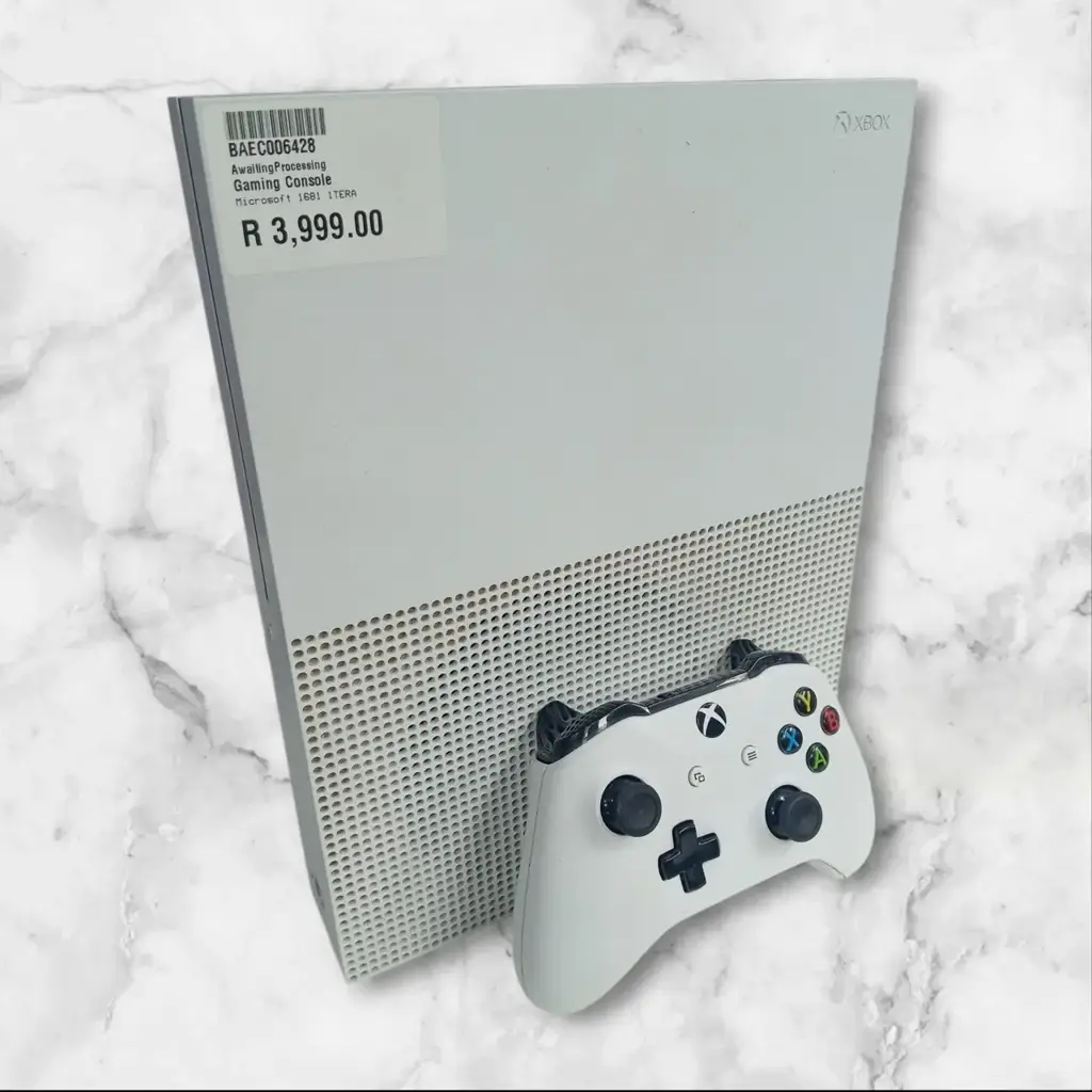 Xbox One 1681 - View 2