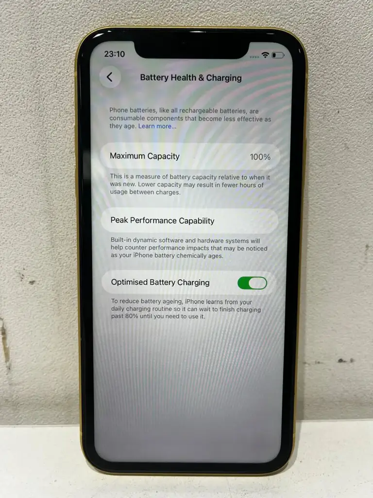Apple Iphone 11 - View 3