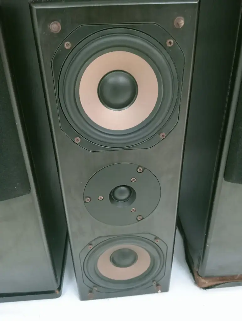 Gemsound Speaker - View 2