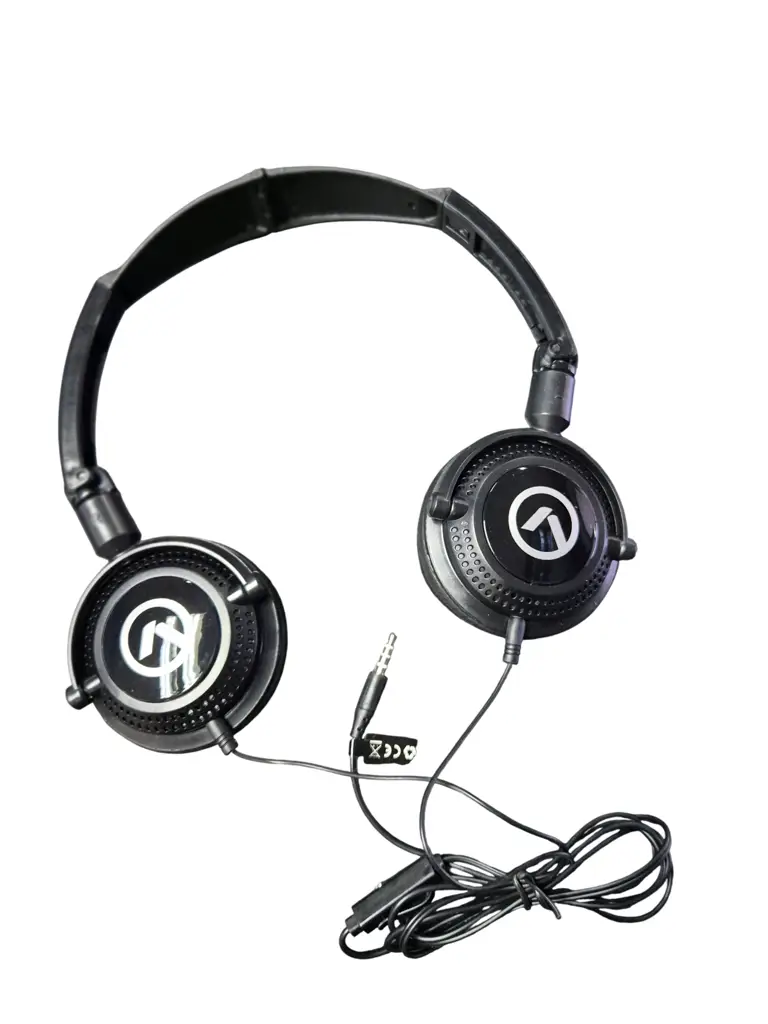 Amplify Am2005/Bk V1 Wired Headphones