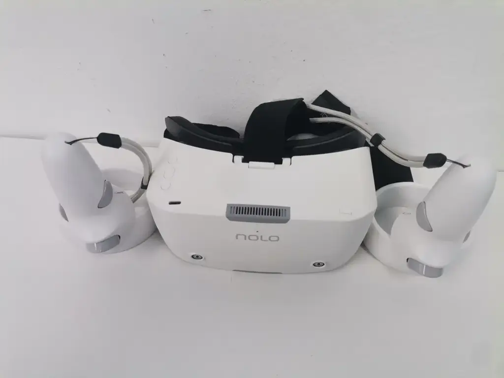 Nolo Sonic All-In-One Virtual Reality Glasses Premium Vr - View 2