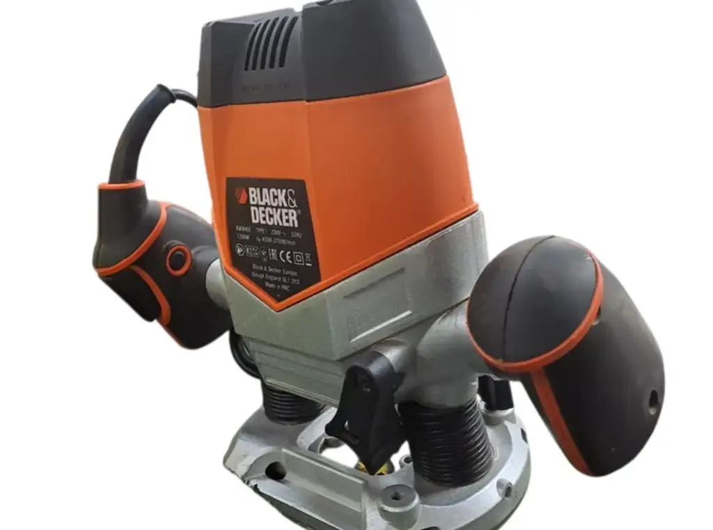Black & Decker Kw900e Plunge Roouter - View 3