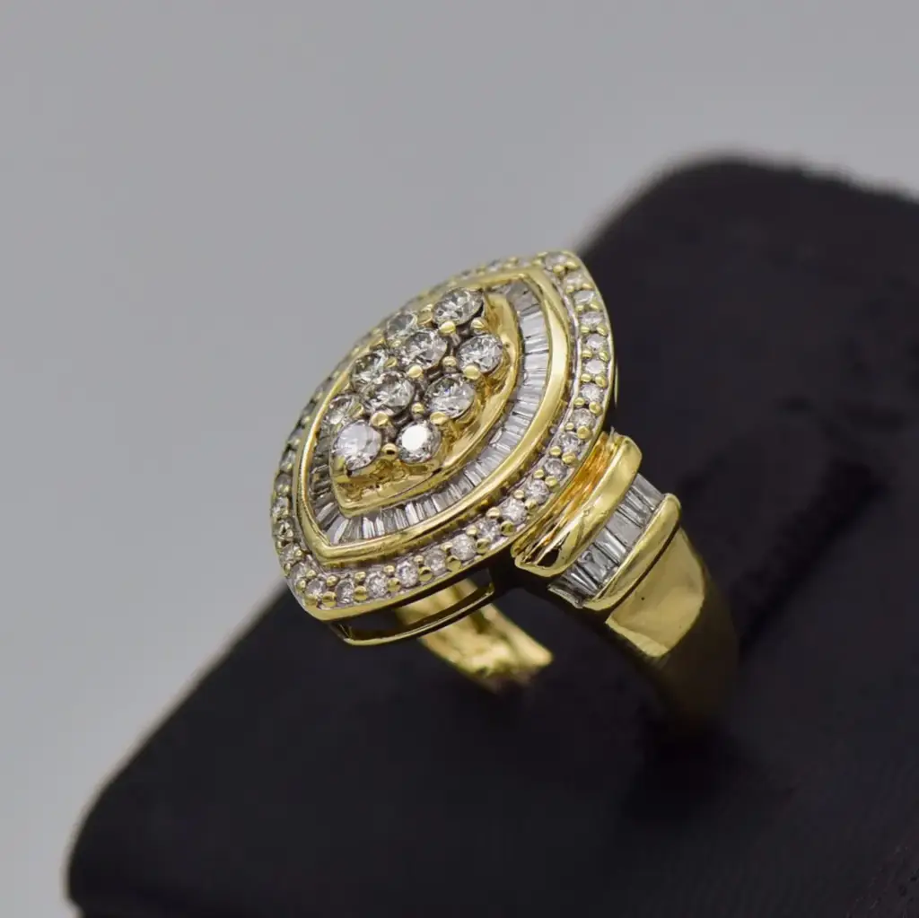 9ct Yellow Gold Dress Ring - View 3