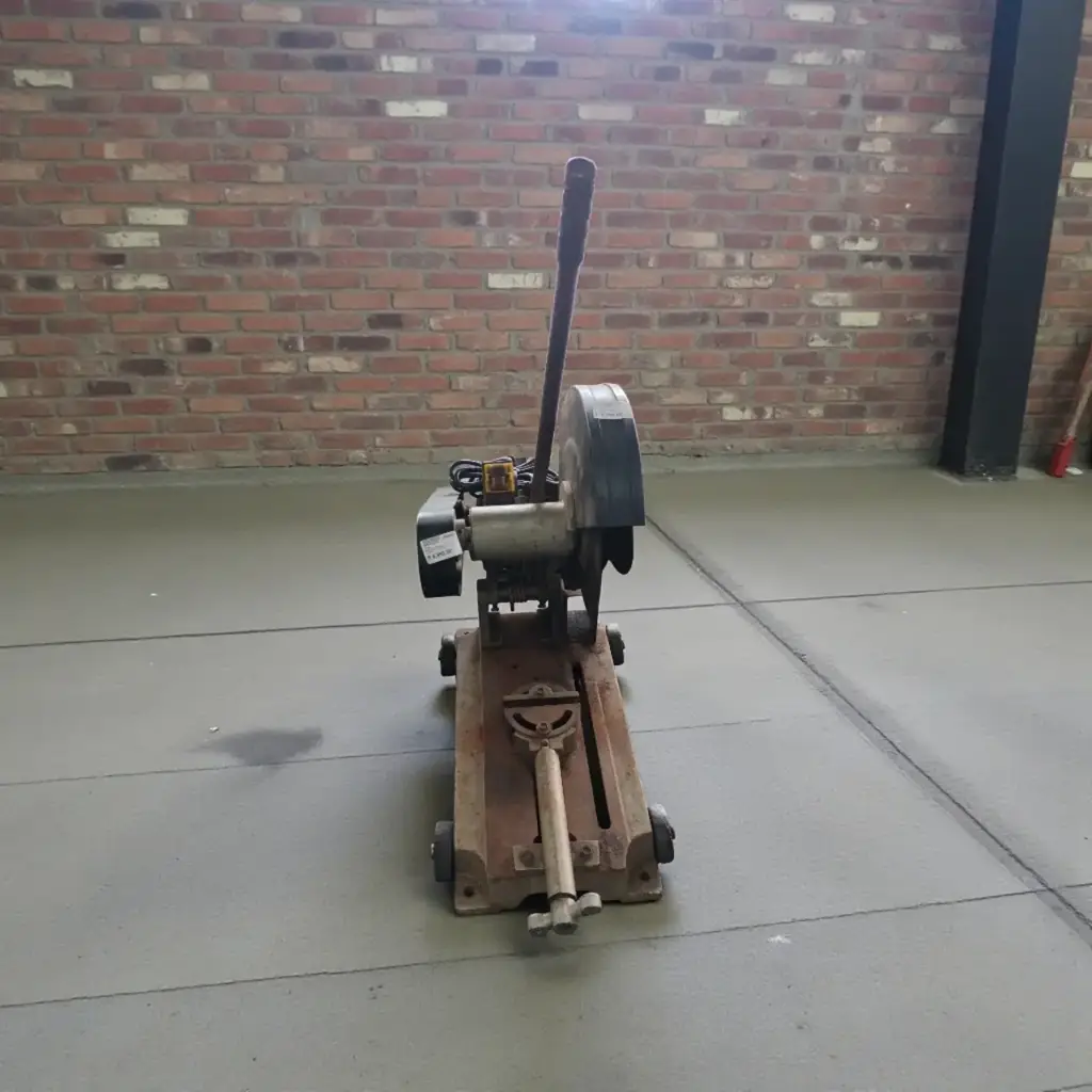 Adendorff Cut Off Saw