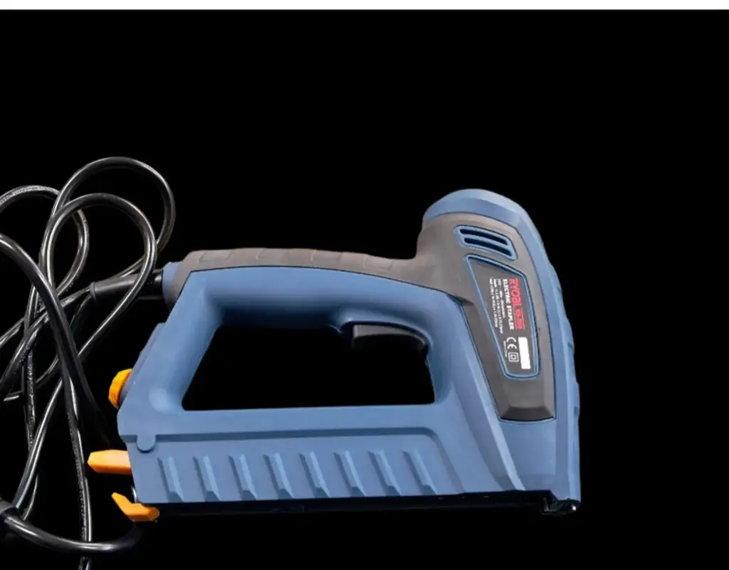 Ryobi Es-200 Air Stapler - View 2