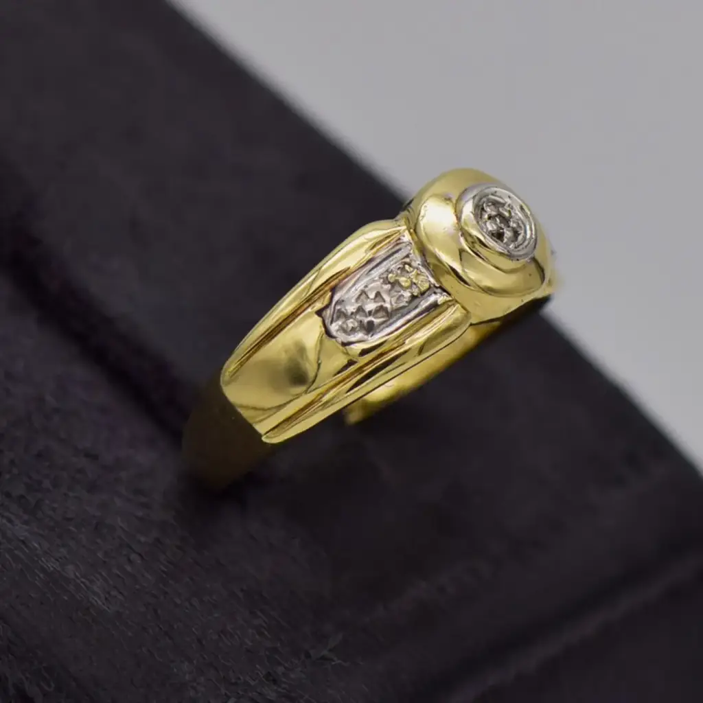 9ct Yellow Gold Dress Ring - View 2
