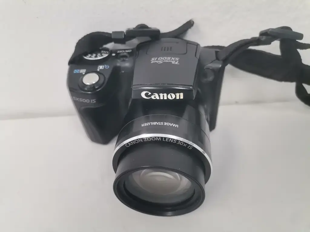 Canon Powershot Sx500 Is 16.0 Mp Digital Camera