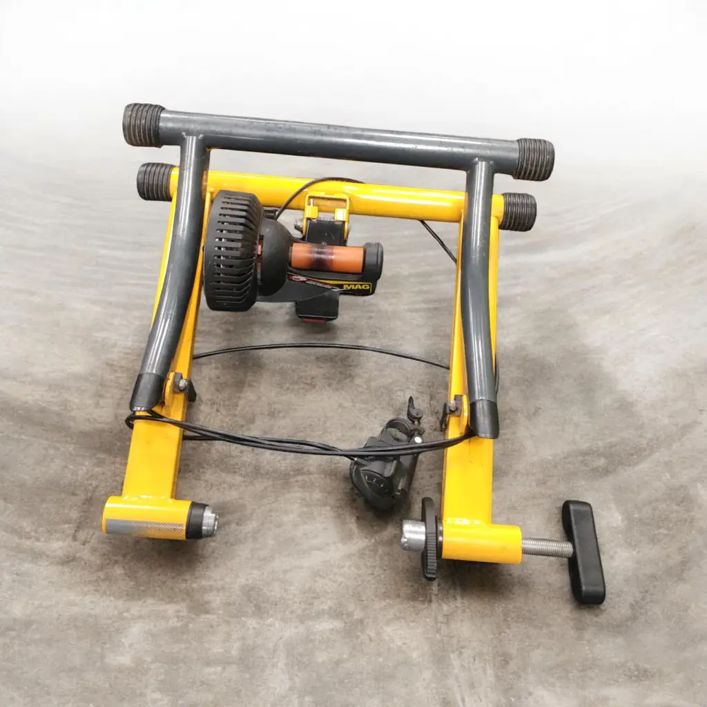 Elite Crono Bicycle Trainer - View 2