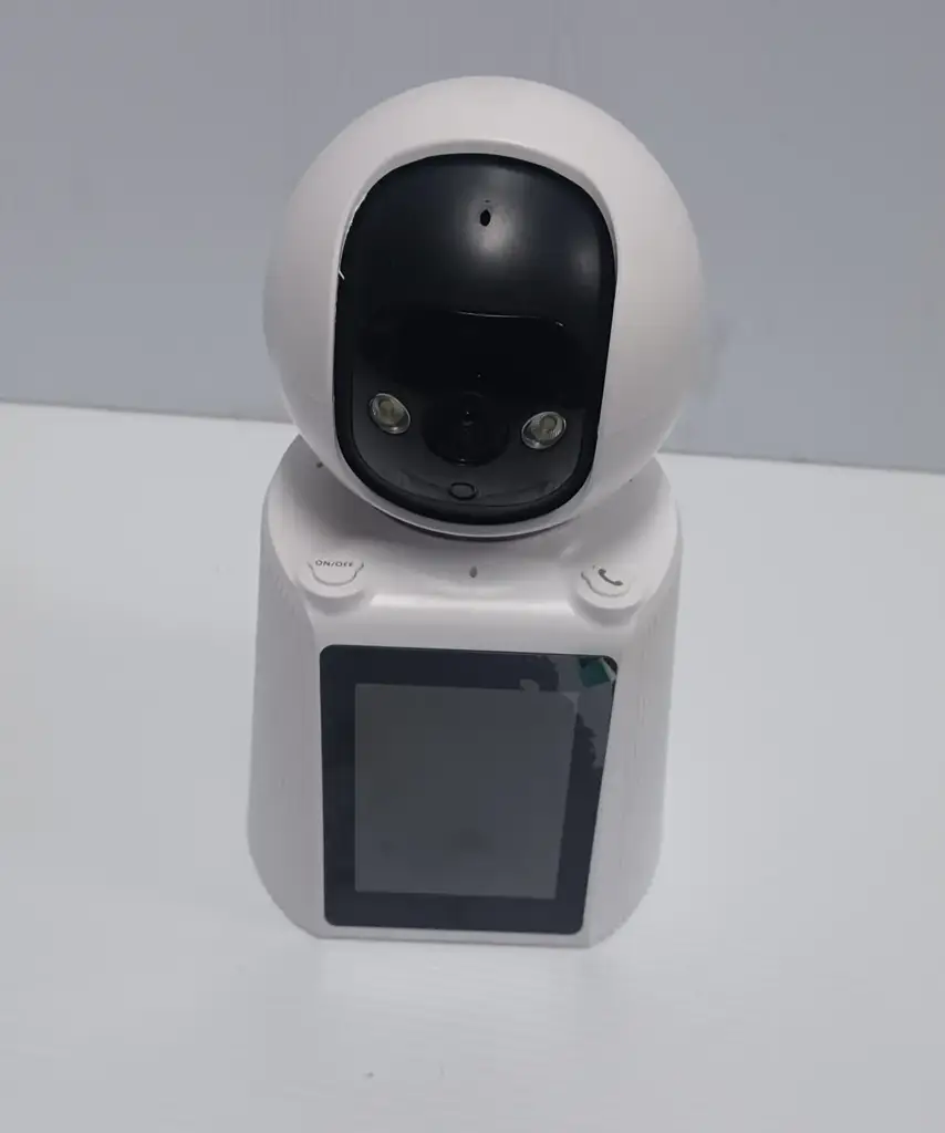 Video Calling Smart Cam V380 - View 3