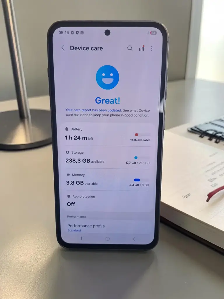 S23 Samsung Galaxy Smartphone (S23 Fe) - View 2