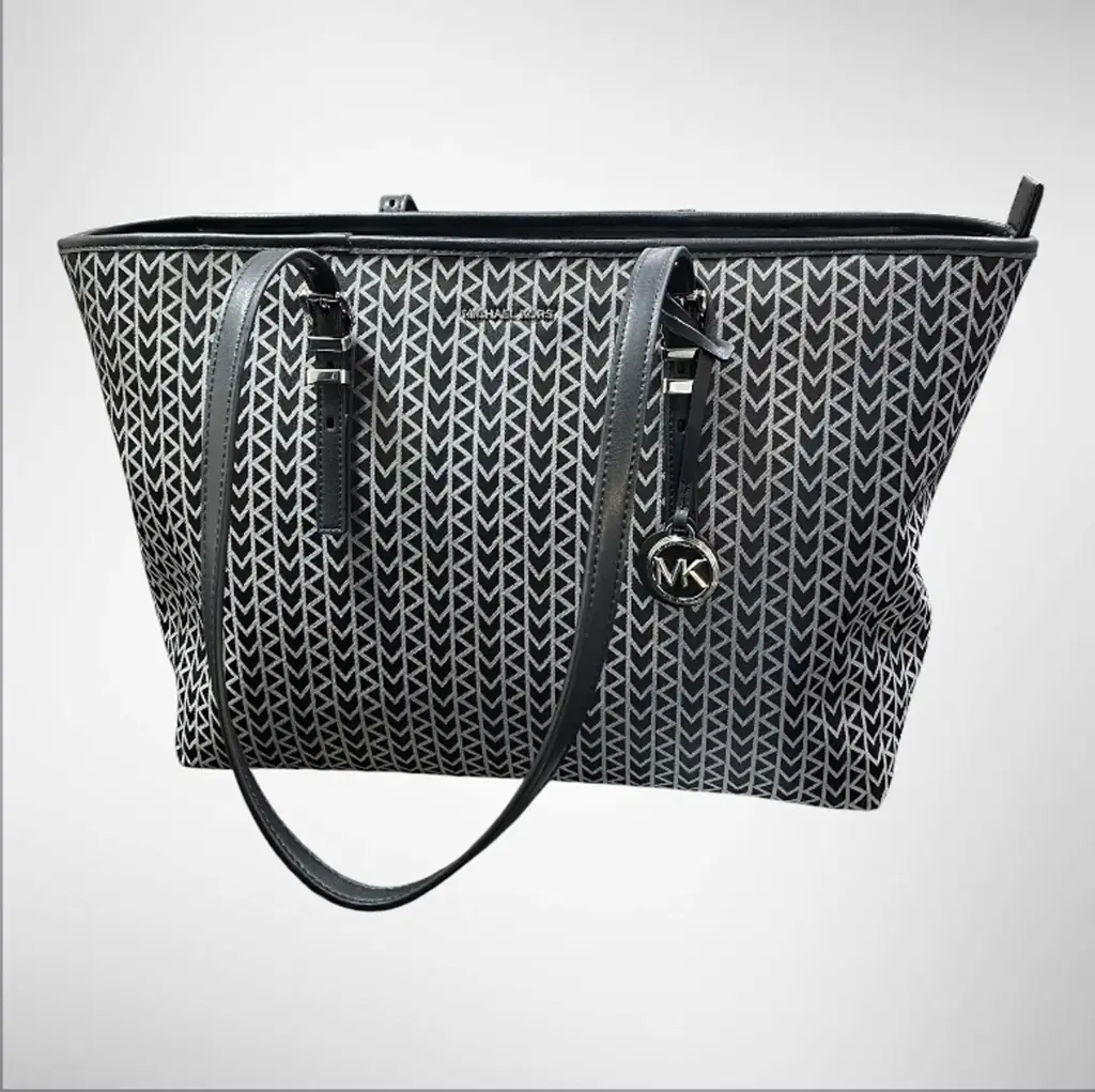 Michael Kors Quinn Mk2000 Bag - View 2