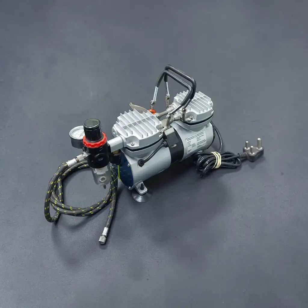 Dual Cylinder Mini Oil-Free Direct Drive - View 2