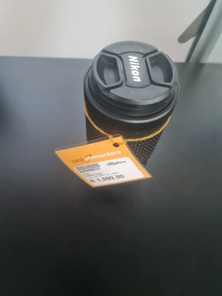Nikon 70-300 Dg Lense - View 2