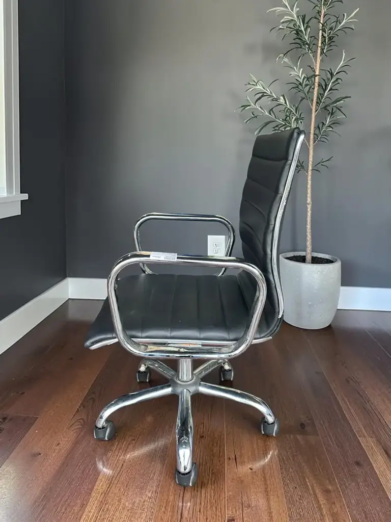 Mid-Century Modern Low-Back Executive Office Chair – Black Leather & Chrome - View 3