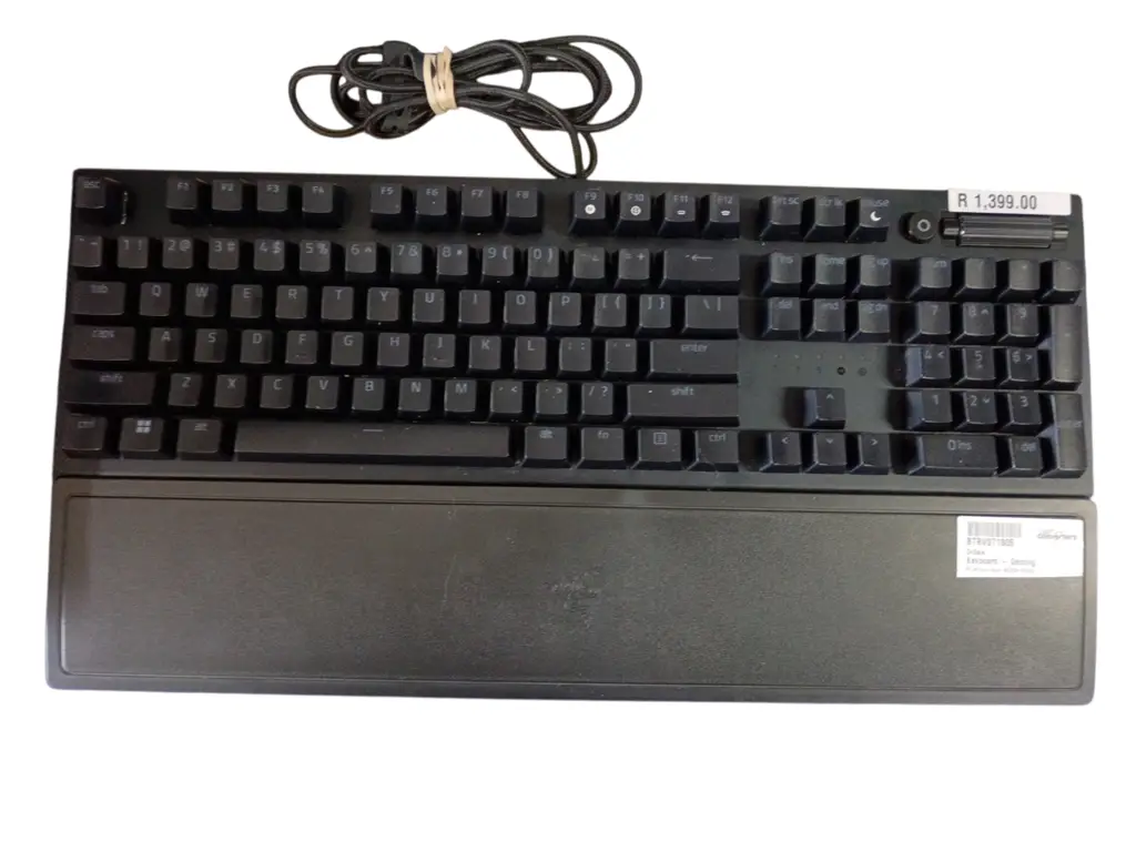 Razer Blackwidow V3 Mechanical Gaming Keyboard: Yellow Mechanical Switches - View 2