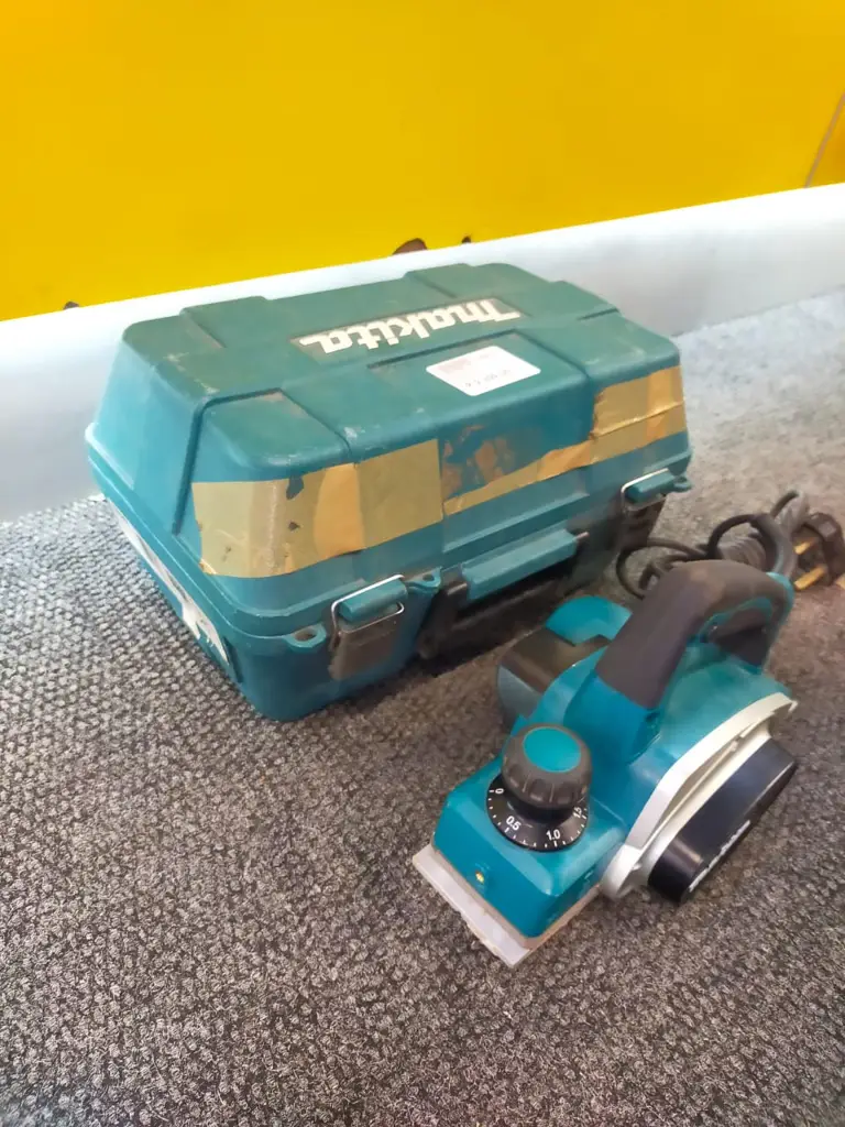 Makita Planer Kp0800k 620W 2.5Mm - View 3