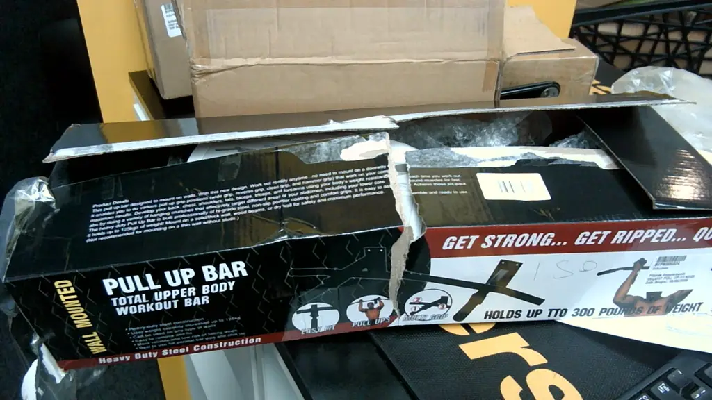 Pull Up Bar - View 2