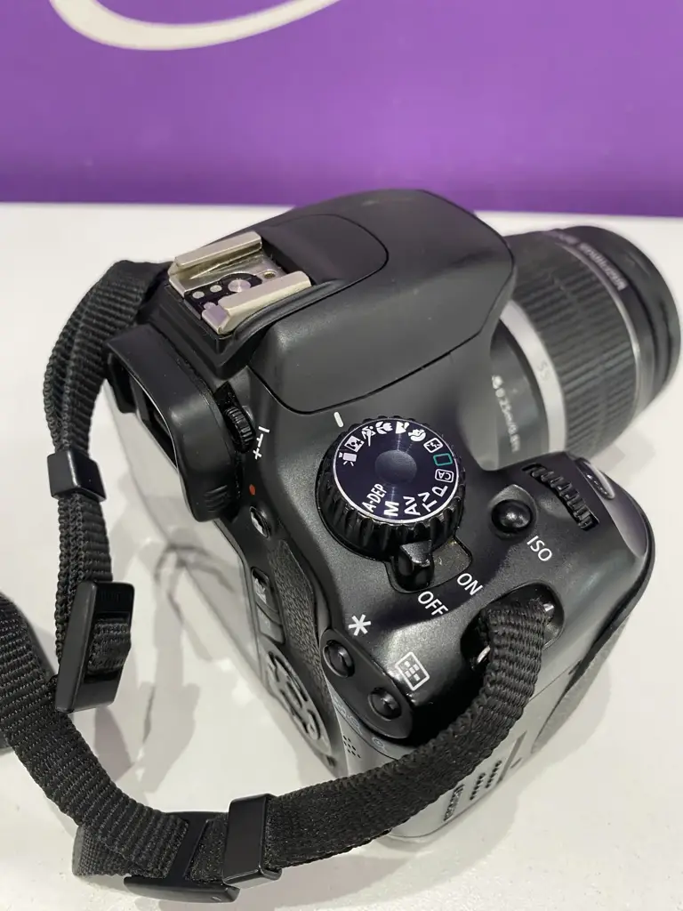 Canon Eos 550D Camera - View 2
