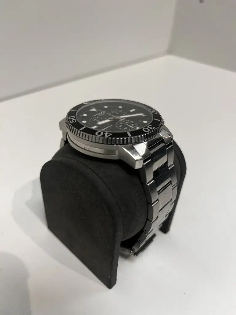 Tissot Seastar 1000 Chronograph Quartz Watch T120.417.11.051.00 - View 2