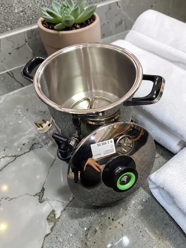 AMC 7.9L Stainless Steel Urn - View 2
