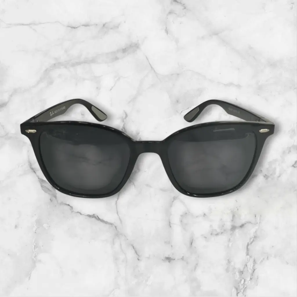 Ray-Ban Rb4297