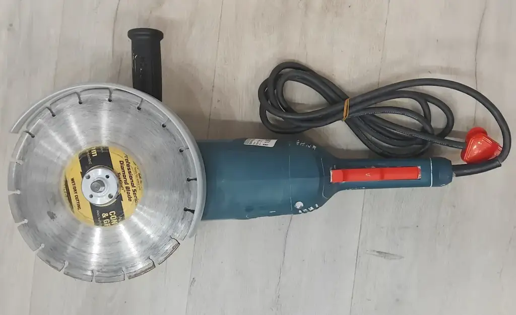 Bosch Angle Grinder Gws 2200