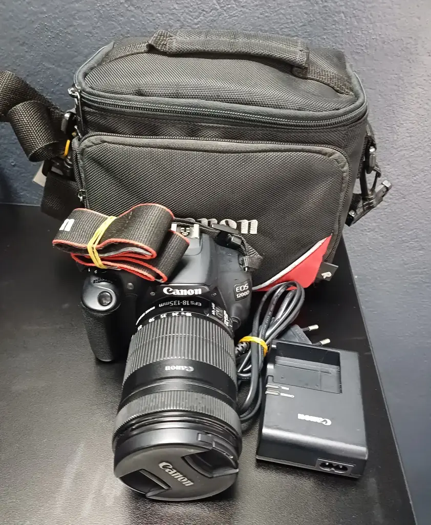 Canon 1200D Camera - View 3