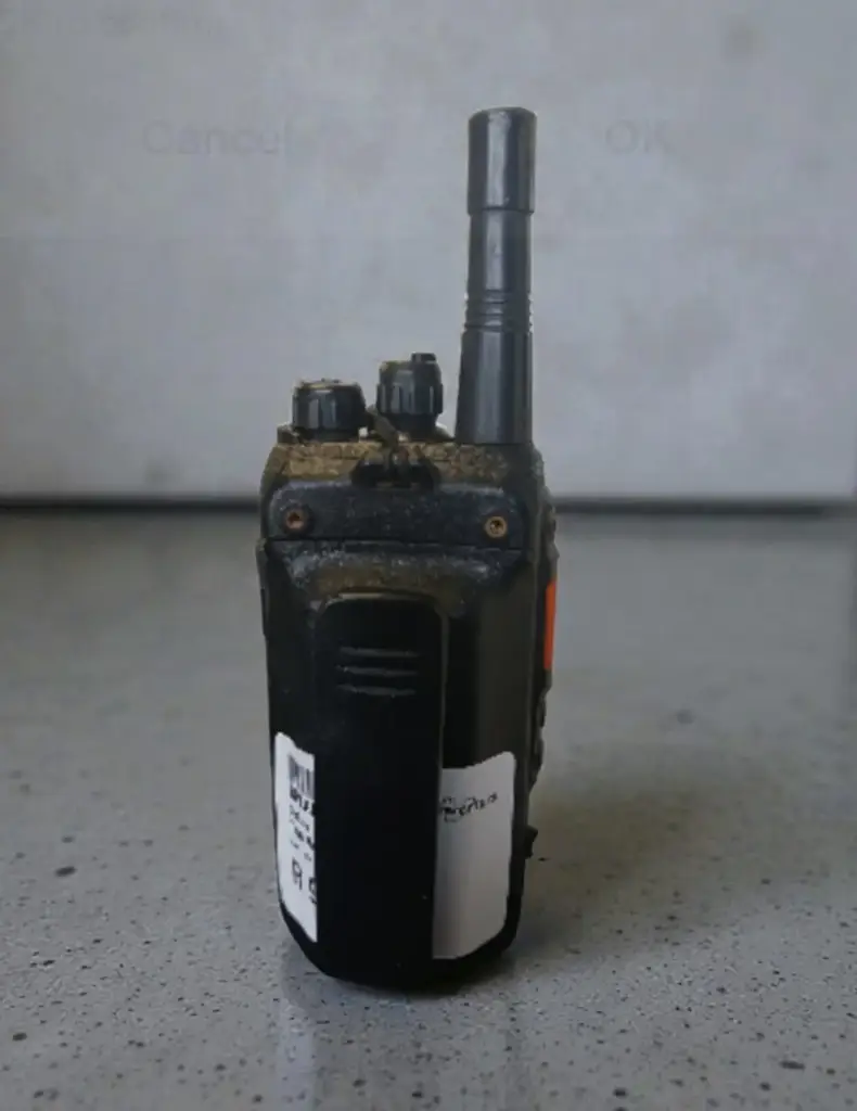 Zartek Za-97 Professional Radio - View 2