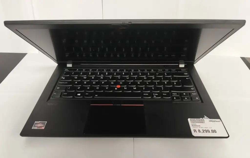 Lenovo T14 Amd Ryzen 7 Pro Laptop - View 3