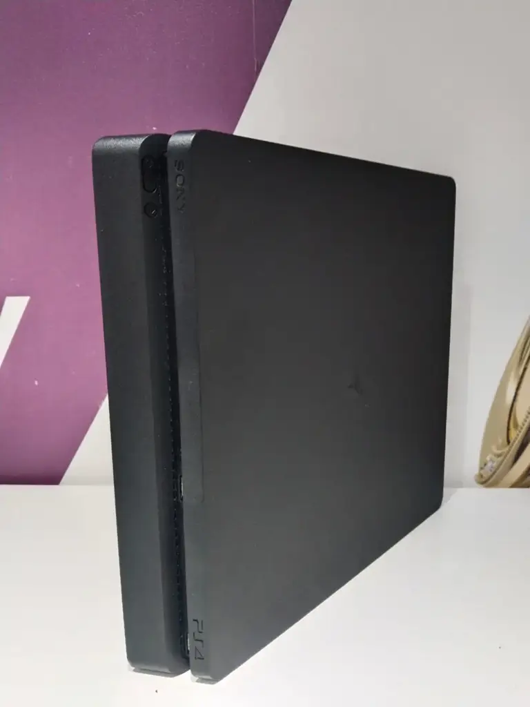 Sony Cuh-2216A Playstation 4 Gaming Console - View 3