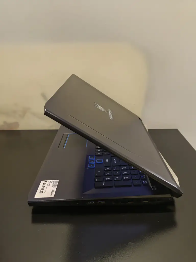 Acer Predator N17q11 Gaming Laptop - View 3