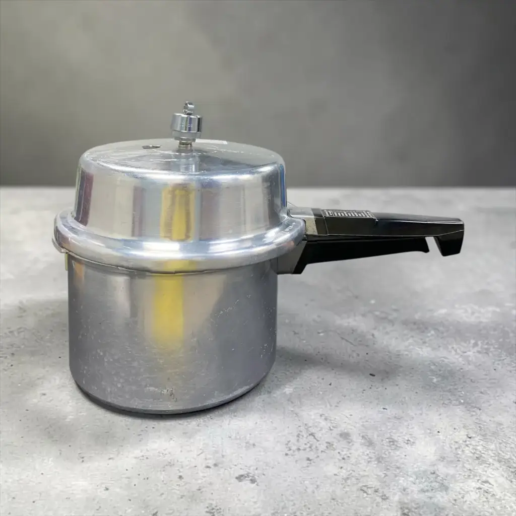 Aluminium Pressure Cooker