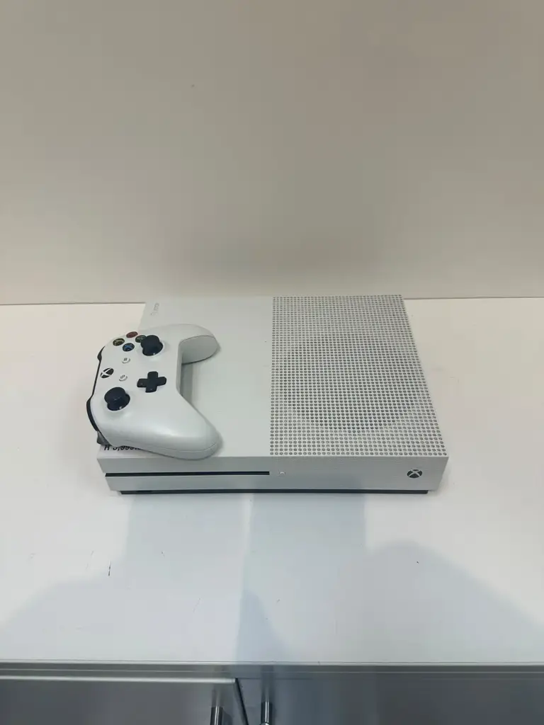 The Xbox One S Model 1681 1Tb - View 3