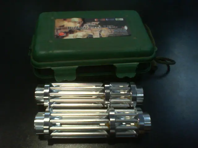 Brillante Torcia Led Laser Pointer - View 2