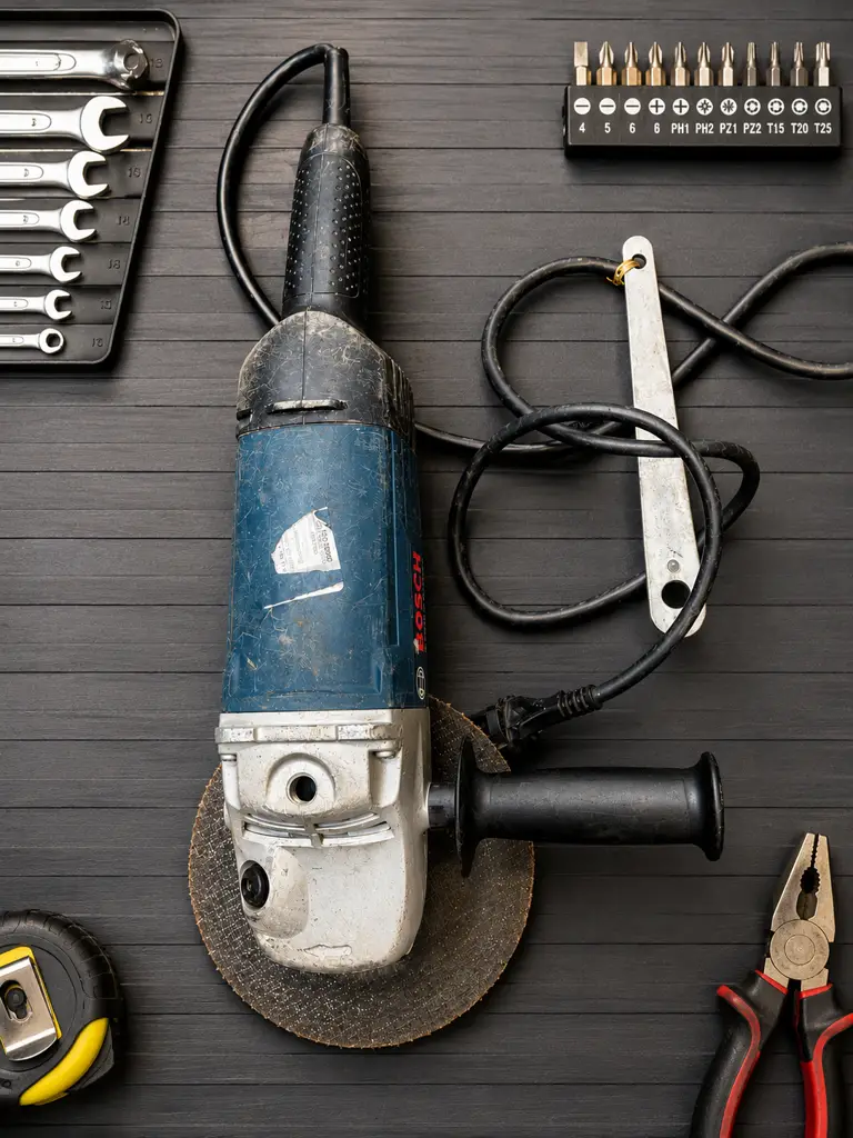 Bosch Angle Grinder